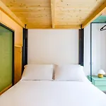Central Station Housing Apartments II By Wonderful Italy
